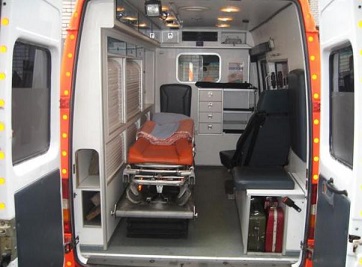 Машина для перевозки больных из больницы домой в Киеве